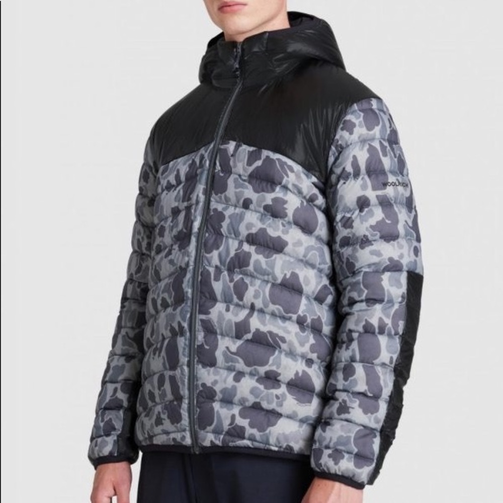 NWT Woolrich Tundra Gray Camouflage Padded Jacket, S
